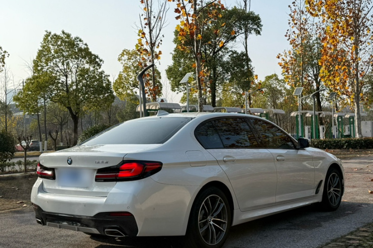 宝马5系 2021款 改款 525Li M运动套装车身外观6001