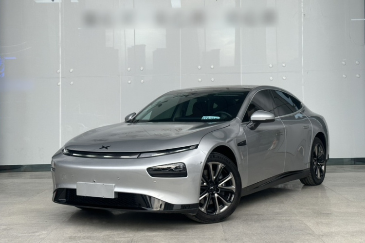 小鹏P7 2020款 670E车身外观1