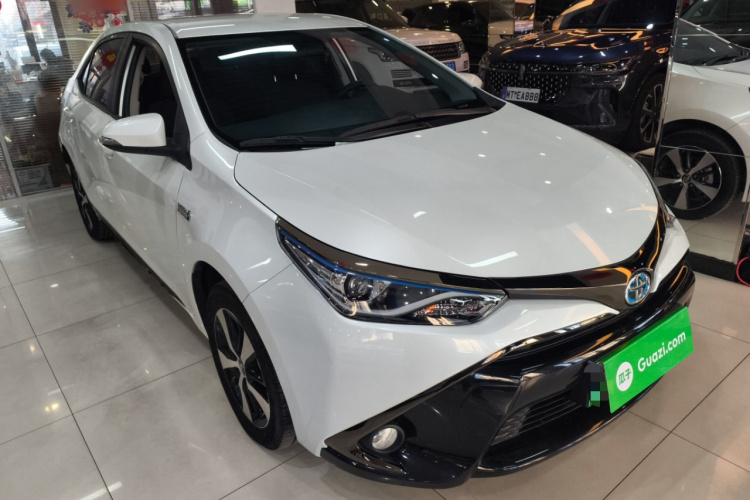 丰田 雷凌双擎E+ 2019款 1.8PH GS E-CVT精英版车身外观3