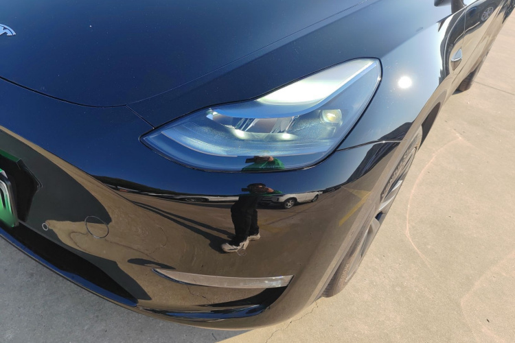 特斯拉 Model Y 2023款 长续航全轮驱动版局部细节36