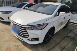 比亚迪 宋MAX 2017款 1.5T 自动智联豪华型 7座