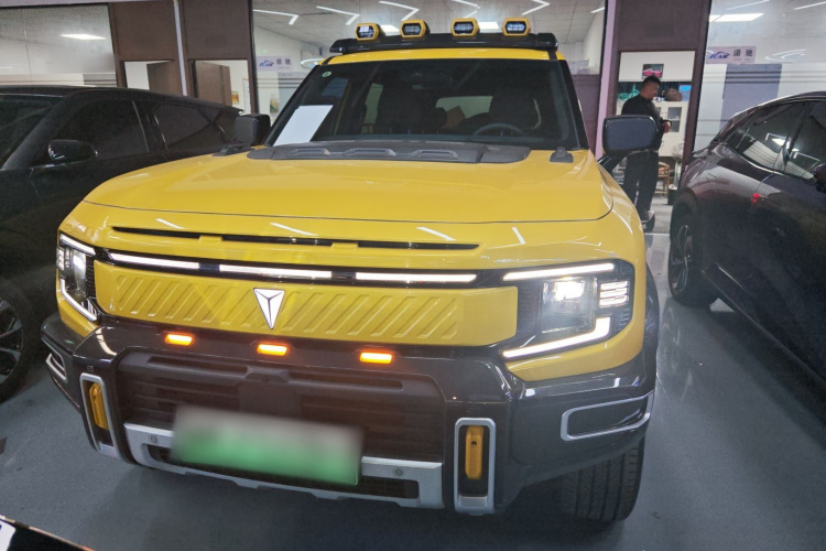 深蓝汽车 深蓝G318 2025款 无忧穿越版 四驱秘境版车身外观2