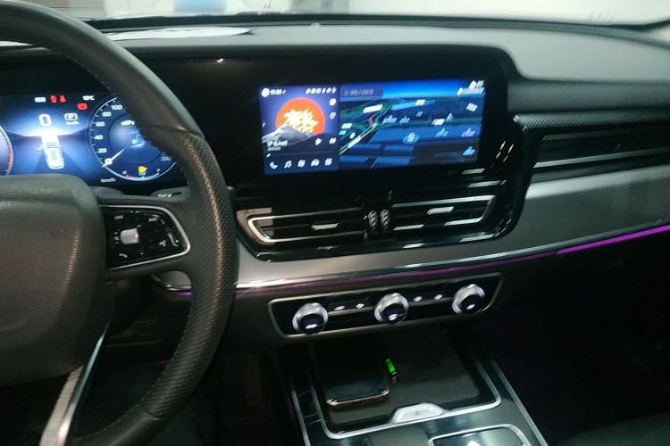 红旗HS5 2023款 2.0T 旗享Pro版中控内饰12