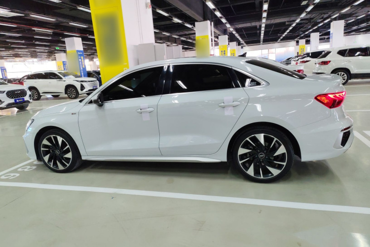 奥迪A3 2023款 改款 A3L Limousine 35 TFSI 时尚运动型车身外观6003
