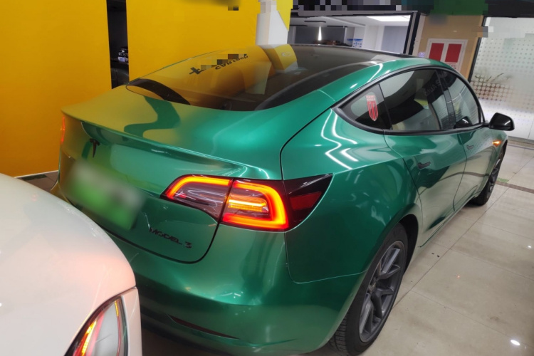 特斯拉 Model 3 2021款 标准续航后驱升级版车身外观7