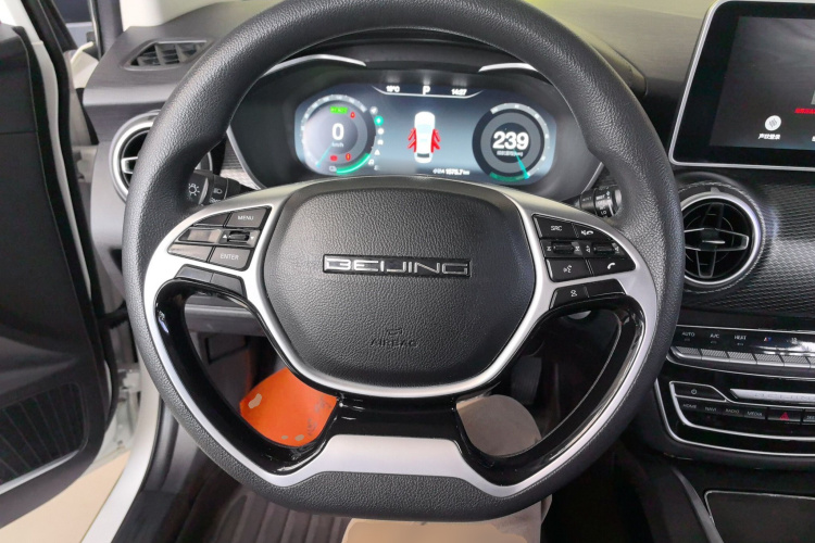 北京汽车 北京EU5 2020款 经典款 R500 智风版中控内饰13