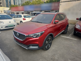 名爵ZS 2020款 全球百万畅销款 1.5L 手动65寸巨幕天窗版