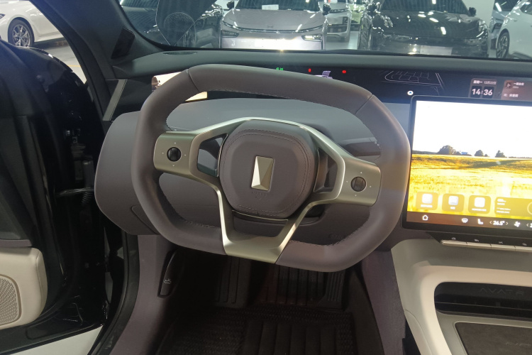 阿维塔12 2025款 Ultra增程版中控内饰13