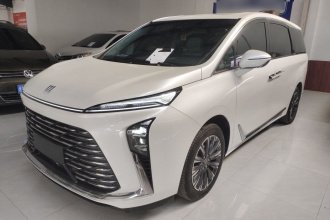 别克GL8 2025款 陆尊 智享版