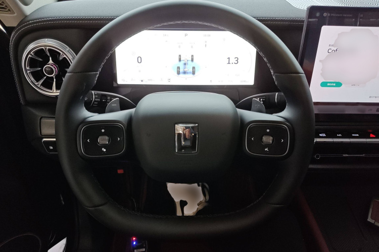 坦克300新能源 2025款 Hi4-T中控内饰13