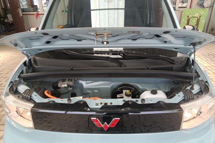 五菱汽车 宏光MINIEV 2022款 轻松款 磷酸铁锂机舱底盘24