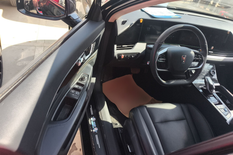 奔腾B70 2022款 第三代 1.5T 自动尊享型中控内饰7003