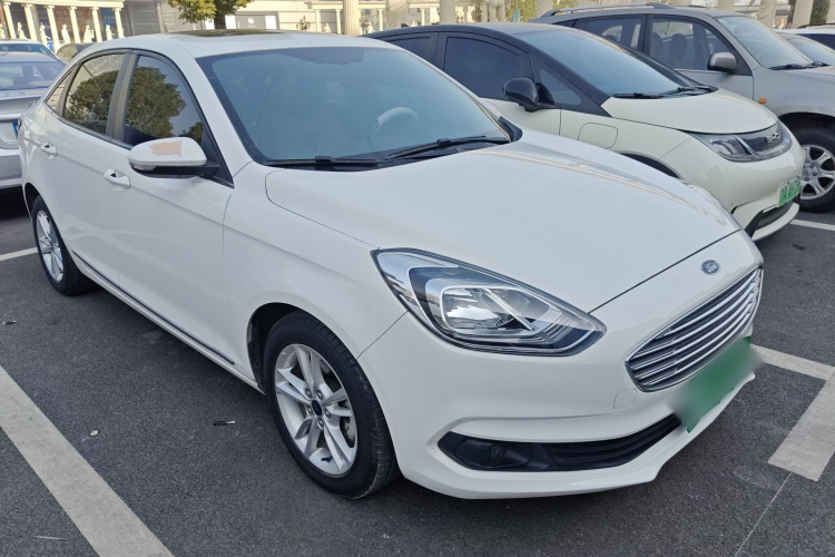 福特 福睿斯 2019款 1.5L 自动悦享型车身外观6002