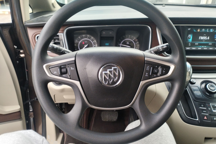 别克GL8 2018款 28T 舒适型 国VI局部细节13