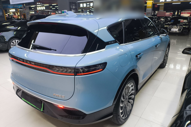 岚图汽车 岚图FREE 2021款 四驱标准增程专属豪华套装车身外观7