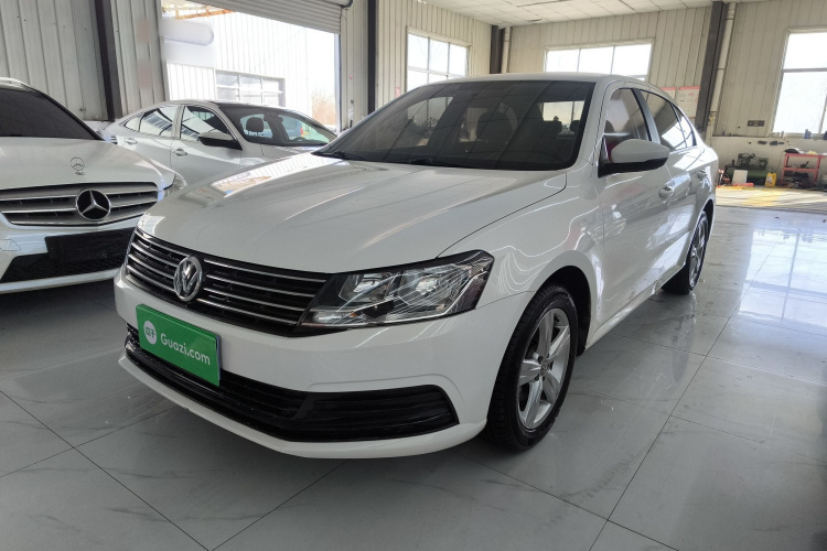 大众 朗逸 2018款 经典 1.5L 手动风尚版 国VI车身外观1