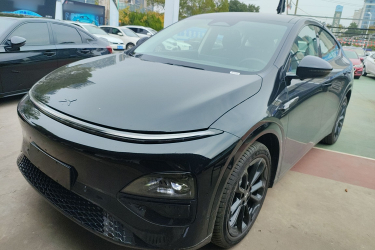 小鹏G6 2025款 625 长续航 Max 科技版车身外观1