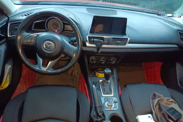 马自达3 昂克赛拉 2016款 三厢 1.5L 自动舒适型中控内饰12