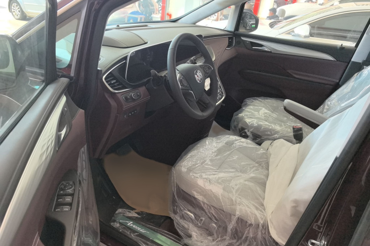 别克GL8 2023款 Avenir艾维亚 六座贤礼版中控内饰7002