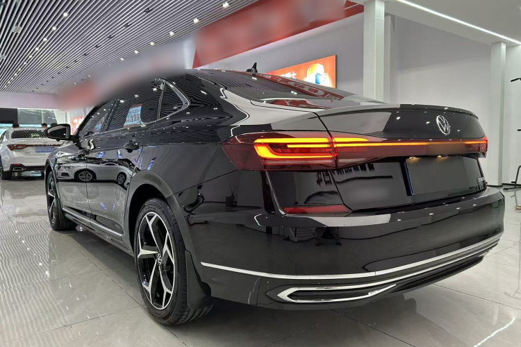 大众 帕萨特 2024款 330TSI 星空精英版车身外观6003