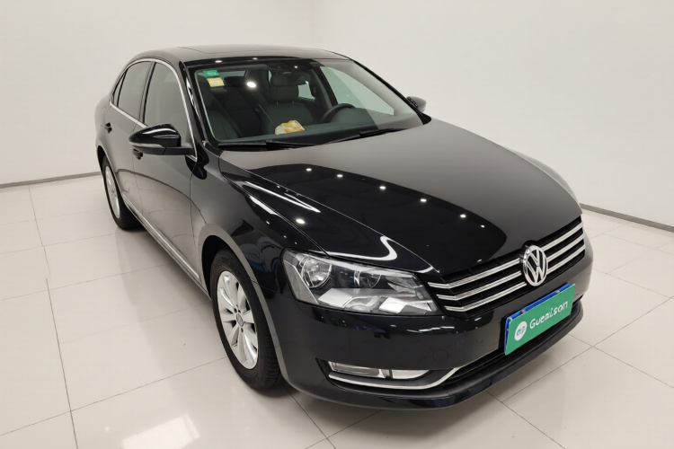 大众 帕萨特 2015款 1.8TSI DSG尊荣版车身外观3