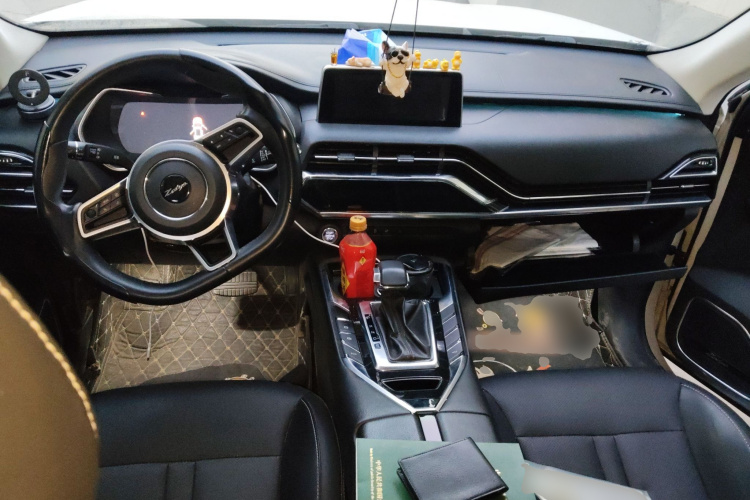 众泰T500 2018款 1.5T 自动智能互联尊贵型中控内饰12