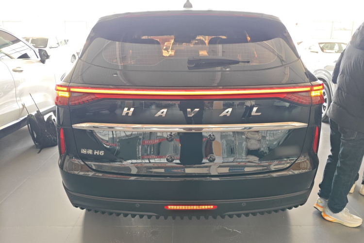 哈弗H6 2021款 第三代 1.5T 自动两驱Max车身外观6