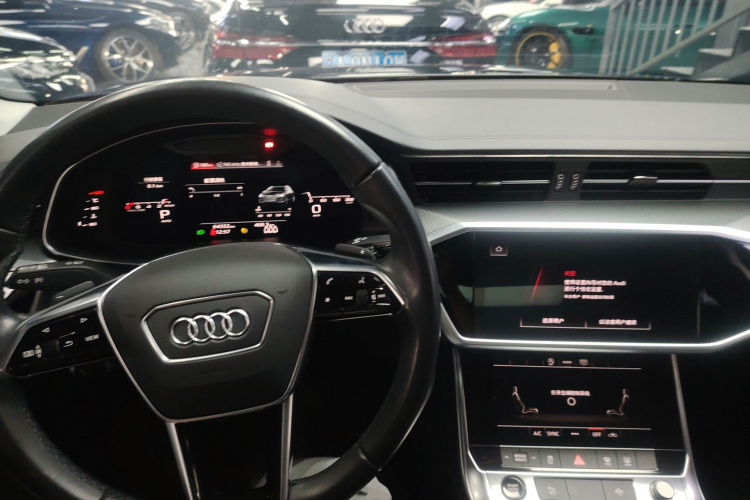 奥迪A6(进口) 2022款 Avant 先锋派 45 TFSI 臻选动感型中控内饰12