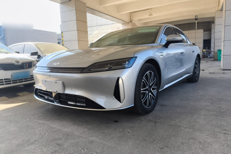 奇瑞风云 风云A9L 2025款 260超长续航尊贵版车身外观1