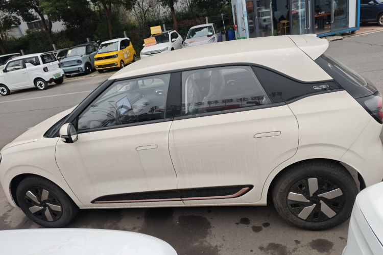 东风纳米 纳米01 2024款 焕新版 330 Air车身外观4