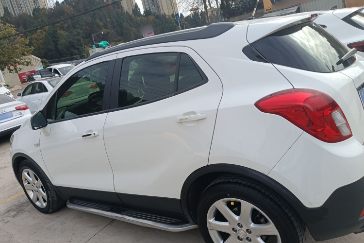 别克 昂科拉 2015款 1.4T 自动两驱都市精英型车身外观4