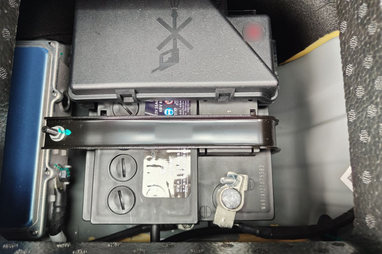 零跑汽车 零跑C10 2024款 210激光雷达版局部细节9006