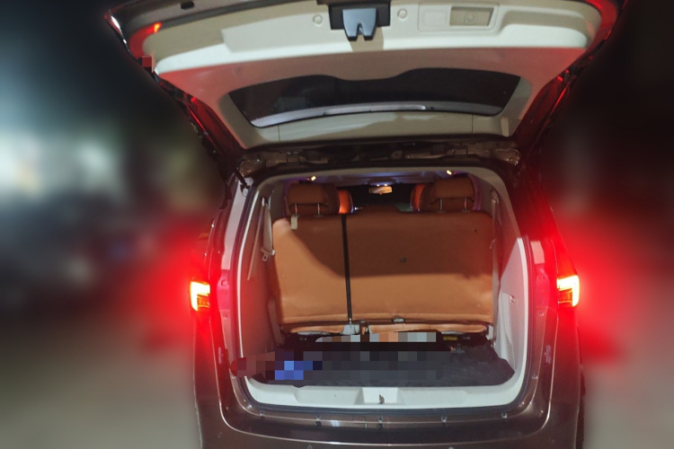 别克GL8 2021款 陆上公务舱 652T 舒适型局部细节23