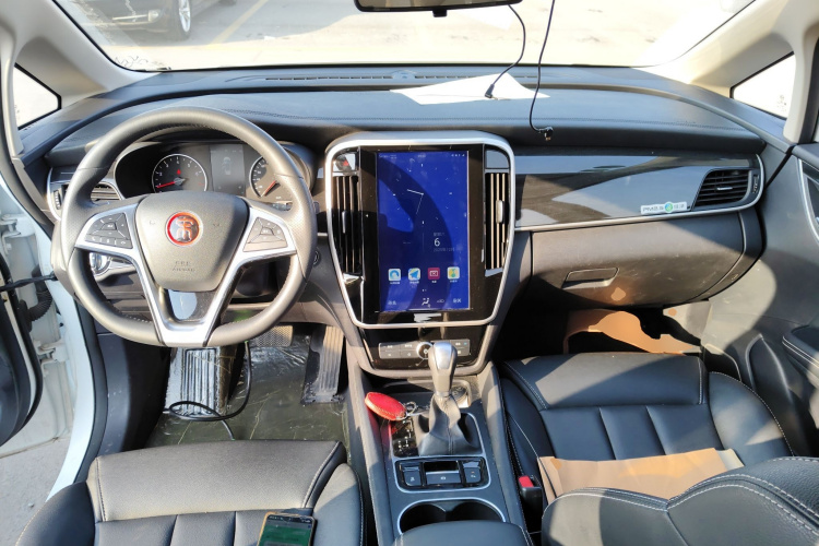 比亚迪 宋MAX 2017款 1.5T 自动智联精英型 7座中控内饰12