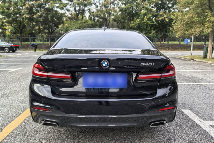 宝马5系(进口) 2020款 540i 风尚版 M运动套装车身外观6003