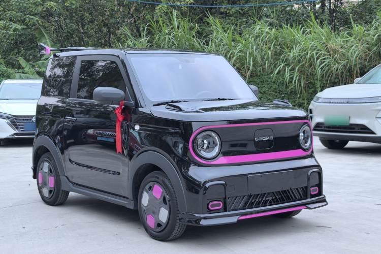 吉利银河 2025款 210km 熊猫卡丁车身外观6005