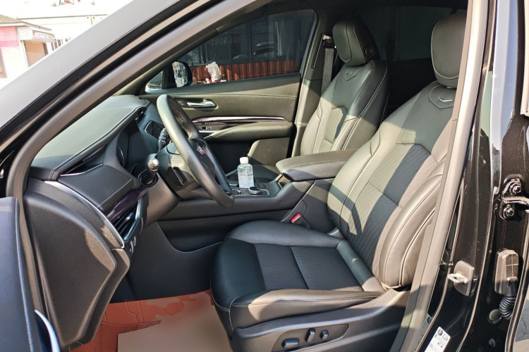 凯迪拉克XT4 2022款 28T 两驱风尚型局部细节19