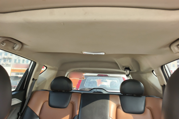 吉利汽车 远景X6 2016款 1.3T CVT豪华型局部细节22