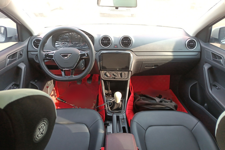 捷达VA3 2024款 1.5L 手动进取版中控内饰12