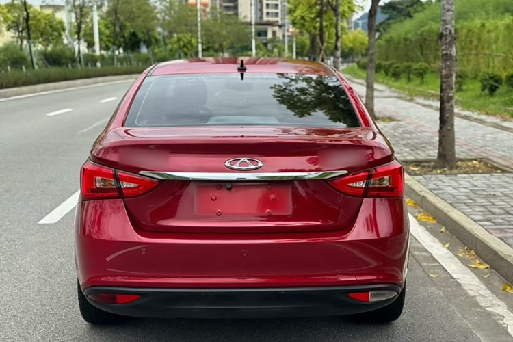 奇瑞 艾瑞泽5 2019款 改款PRO 1.5L CVT青春版 国VI车身外观6003