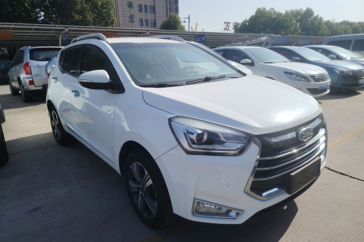 江汽集团 瑞风S2 2018款 智驱版 1.5L 手动豪华智能型车身外观6002