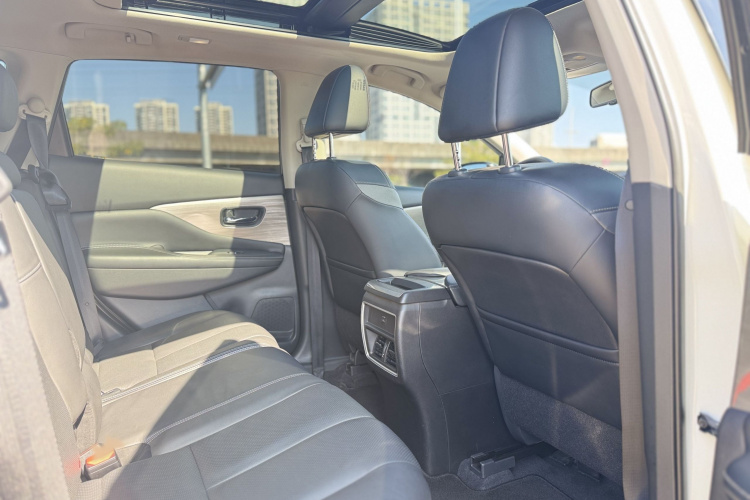 日产 楼兰 2021款 2.5L XL 两驱智联豪华版中控内饰7003