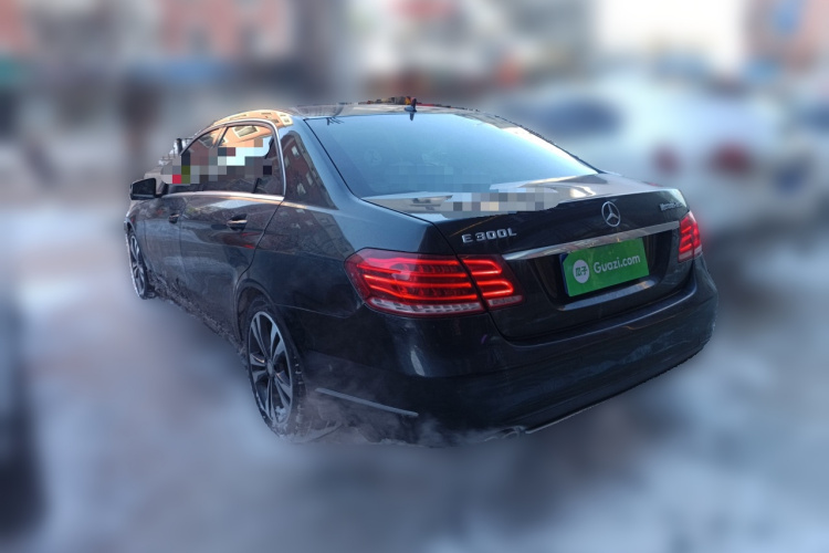 奔驰E级 2014款 E 260 L 运动型车身外观5