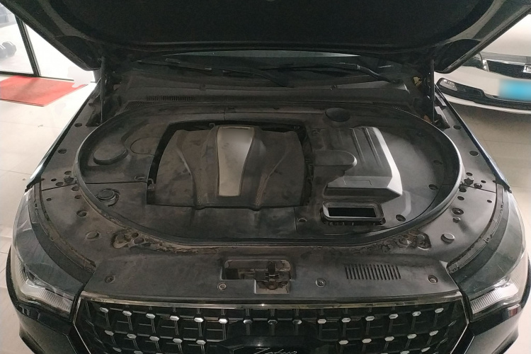 众泰T700 2017款 1.8T 双离合尊贵型机舱底盘24