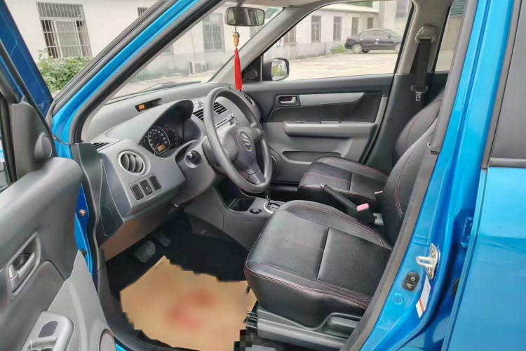 铃木 雨燕 2015款 1.5L 自动限定版中控内饰7003