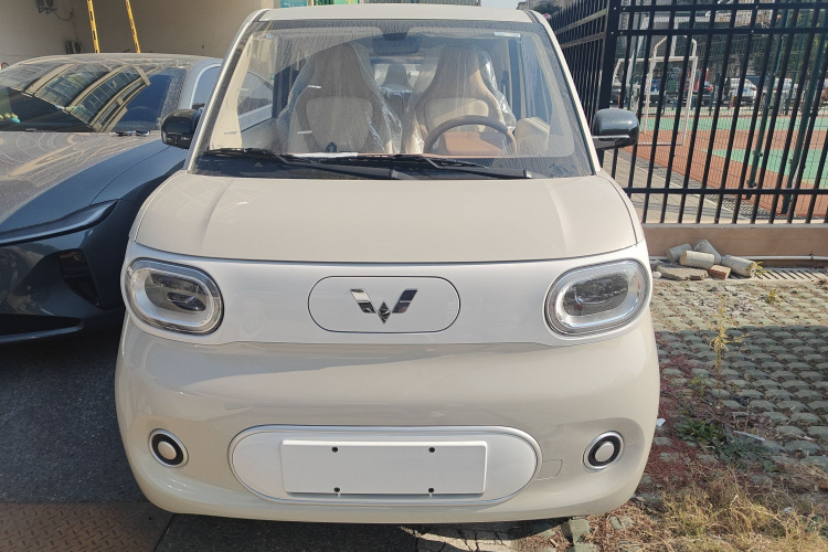 五菱汽车 宏光MINIEV 2024款 第三代 215km 青春版车身外观6001