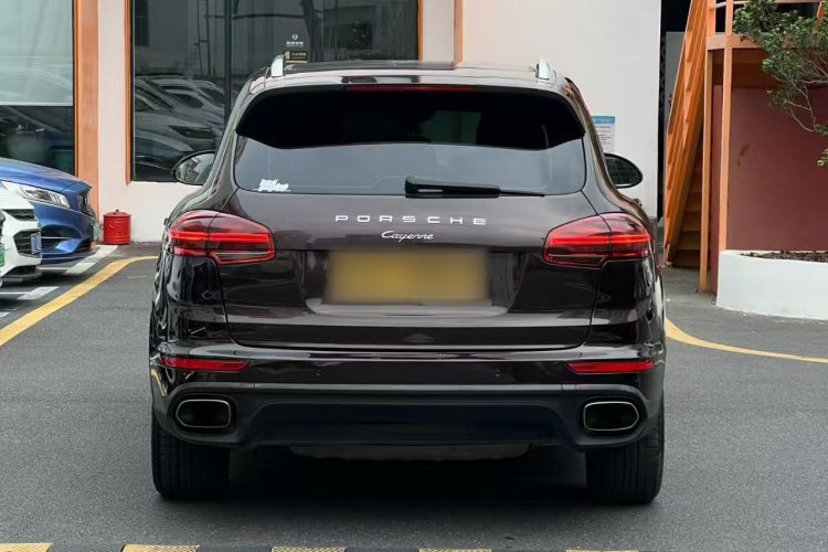 保时捷 2016款 Cayenne 3.0T车身外观6