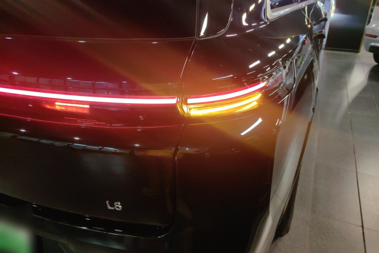 理想汽车 理想L8 2023款 Pro车身外观6006