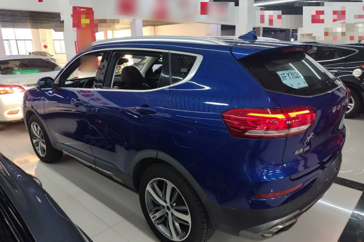 哈弗H6 2017款 红标 2.0T 自动两驱智尚型车身外观4