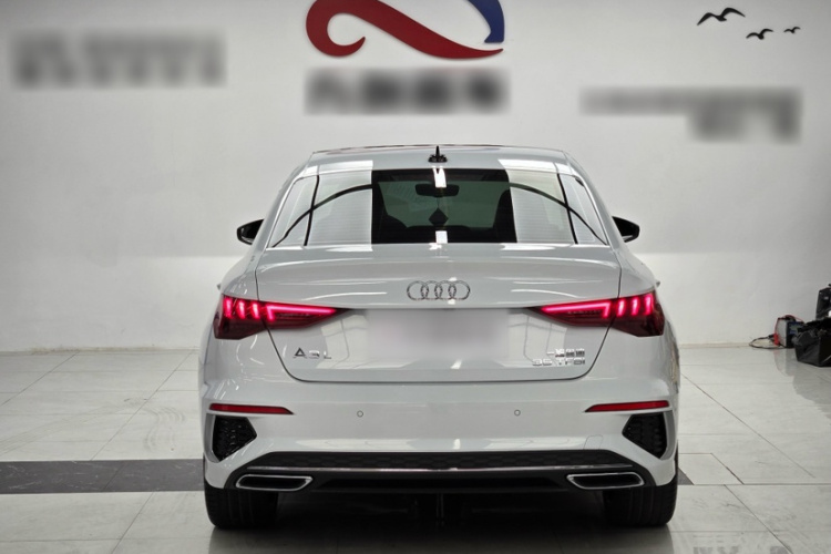 奥迪A3 2024款 A3L Limousine 35 TFSI 时尚运动型车身外观6008